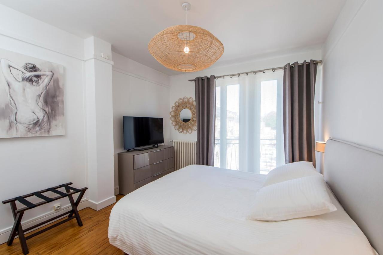 Suites Mana - Le Manaloft, Chic Et Moderne Avec Salle Privee De Fitness En Plein Centre-Ville De Rethel Exterior foto